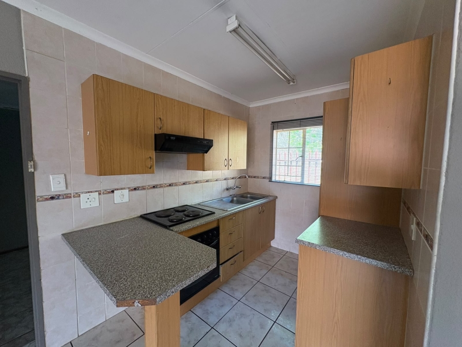 3 Bedroom Property for Sale in Safari Gardens North West